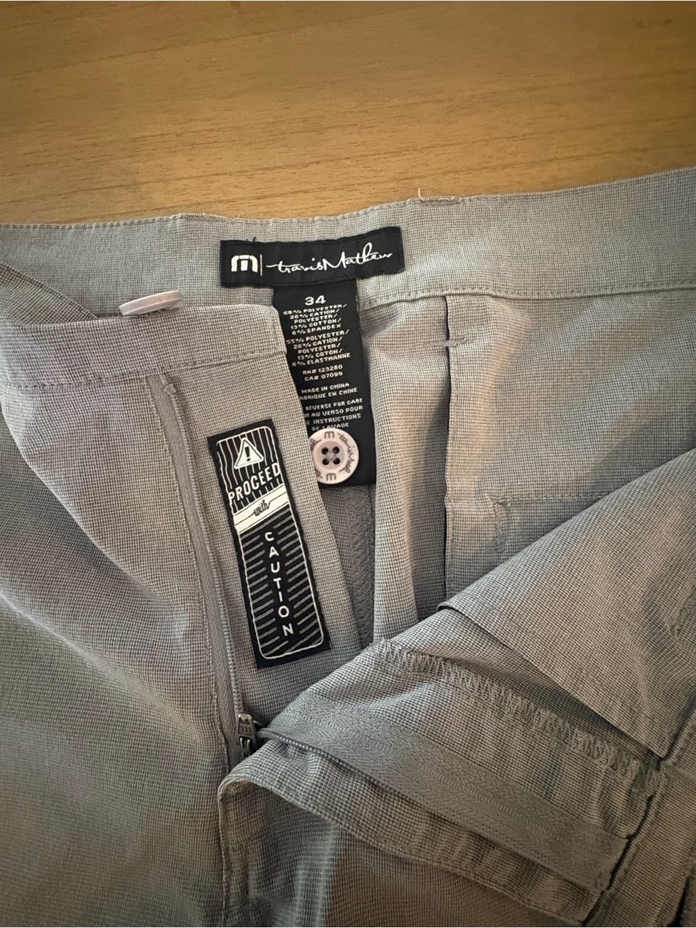 Travis Mathew Golf shorts 34 Blue Pinstripe Stretch Chino Performance - Picture 2 of 9